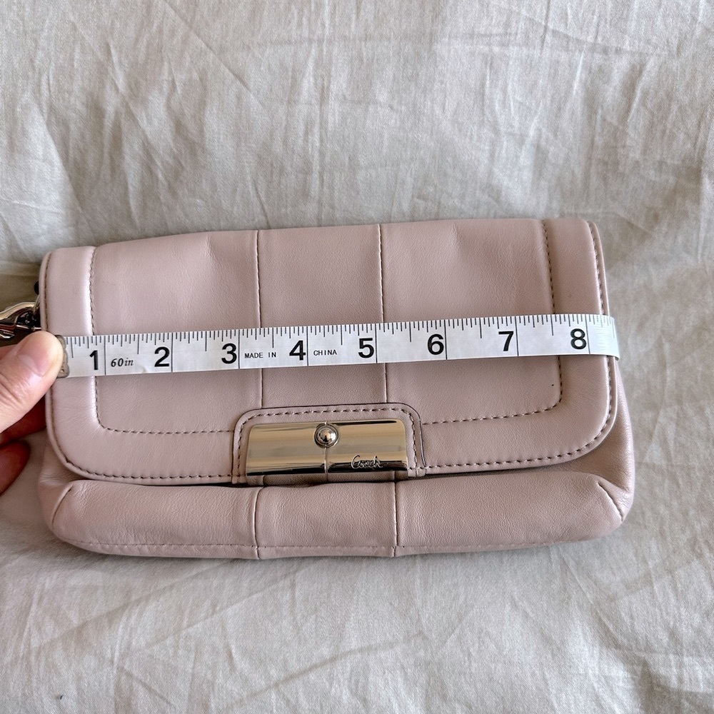 Coach Clutch/Wristlet - Picture 4 of 10